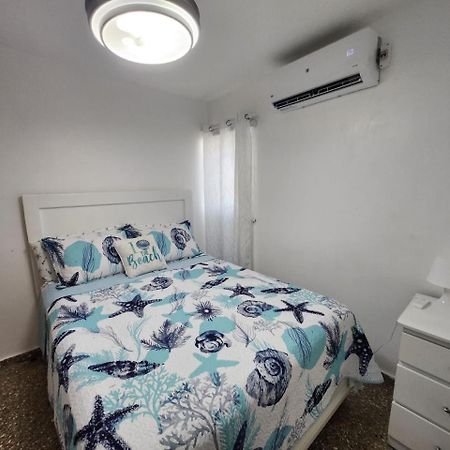Beachfront Apartment, Quiet 4 Beds, 1 Bath, Ac, Wi-Fi, Hot Water, In Paraiso Near Los Patos エクステリア 写真