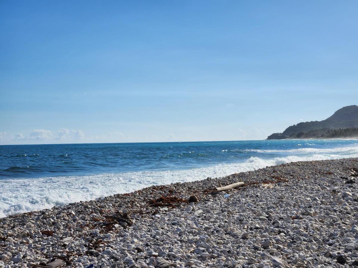 Beachfront Apartment, Quiet 4 Beds, 1 Bath, Ac, Wi-Fi, Hot Water, In Paraiso Near Los Patos エクステリア 写真