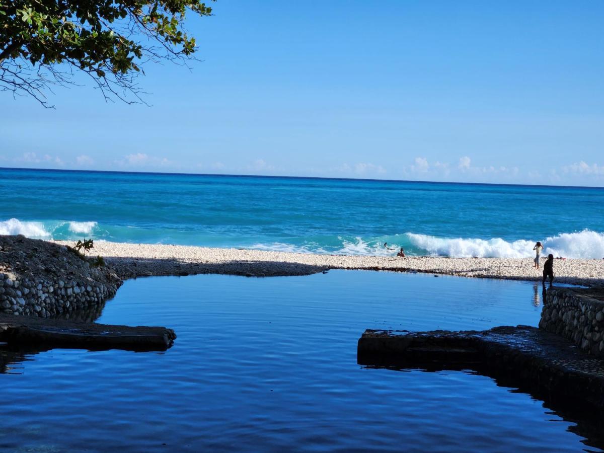 Beachfront Apartment, Quiet 4 Beds, 1 Bath, Ac, Wi-Fi, Hot Water, In Paraiso Near Los Patos エクステリア 写真